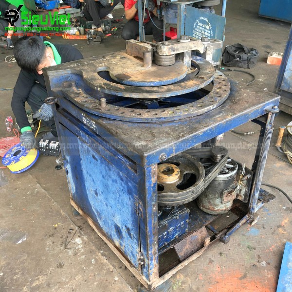 Kỹ thuật Siêu Việt sửa máy uốn sắt B25 Toyo Nhật Bản